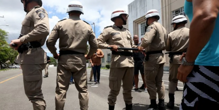 Cerca de 400 alunos da Polícia Militar vão reforçar policiamento no Carnaval