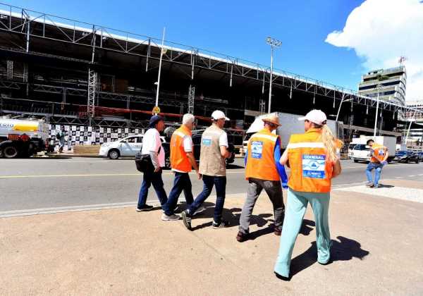 Prefeitura vistoria marquises e camarotes no Circuito Dodô