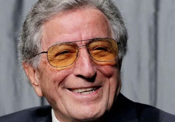 Tony Bennett, astro do jazz e do pop, morre aos 96 anos