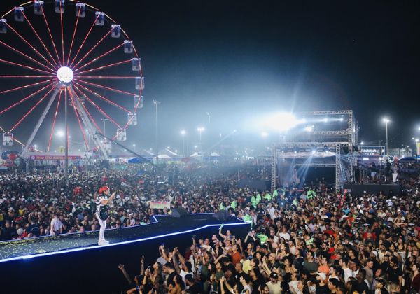 Festival Virada Salvador reúne mais de 300 mil pessoas em duas noites de shows